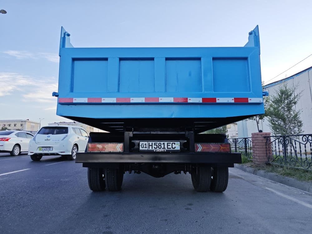 Isuzu  samosval  avtobusdan yasalgan  2013 yil kapitalniy qilingan — 7