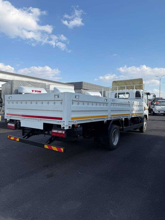 Бортовой автофургон FAW TIGER VH 4Х2 — 3