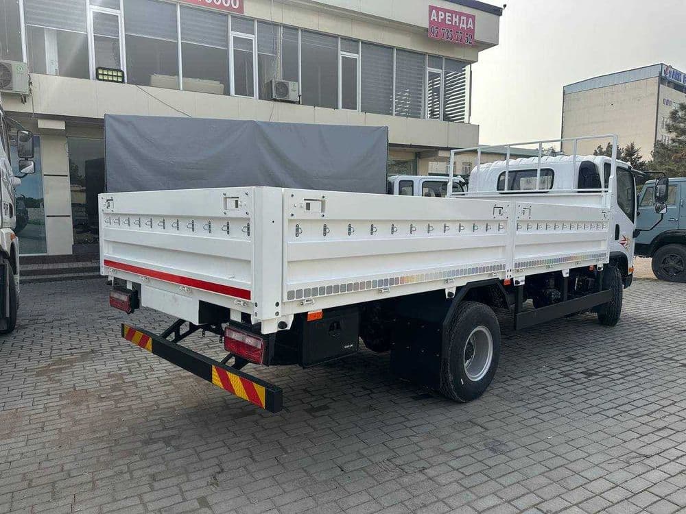 Бортовой автофургон FAW TIGER VH 4Х2 — 7