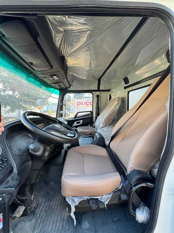 Sinotruk HOWO-V5X Avtofurgon Sotiladi yangi — 7