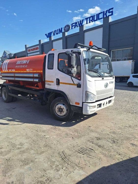 Ассенизационная машина FAW Tiger V VUM5110, 6м³ — 2