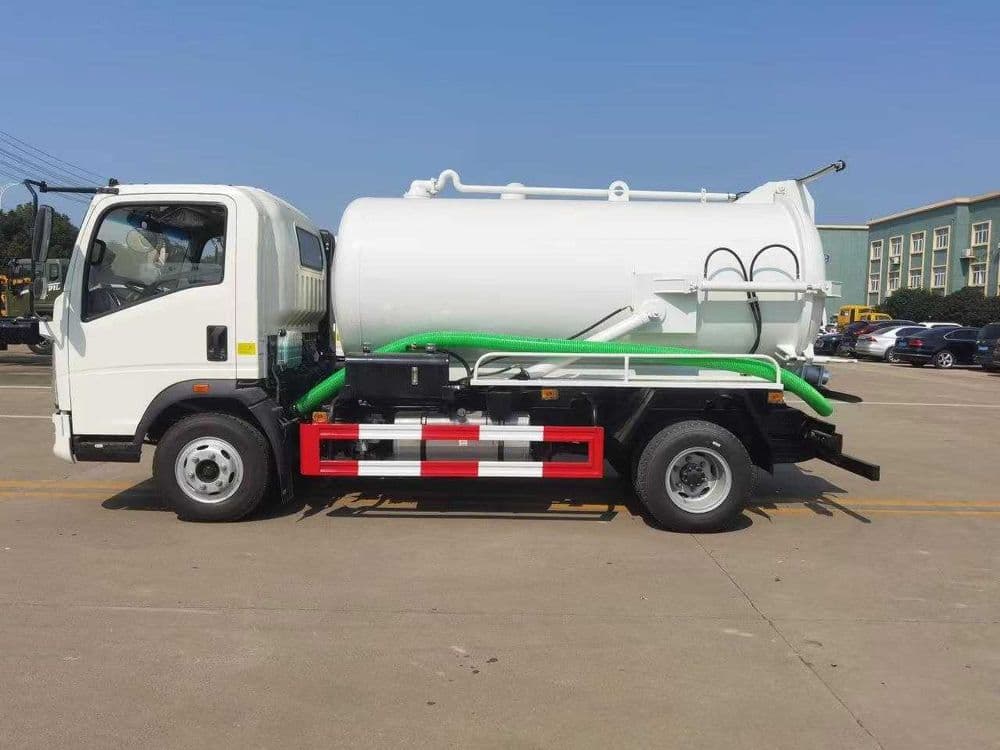 Assenizator HOWO 5 tonna ассенизатор (Gavnovoz) isuzu matorda — 1