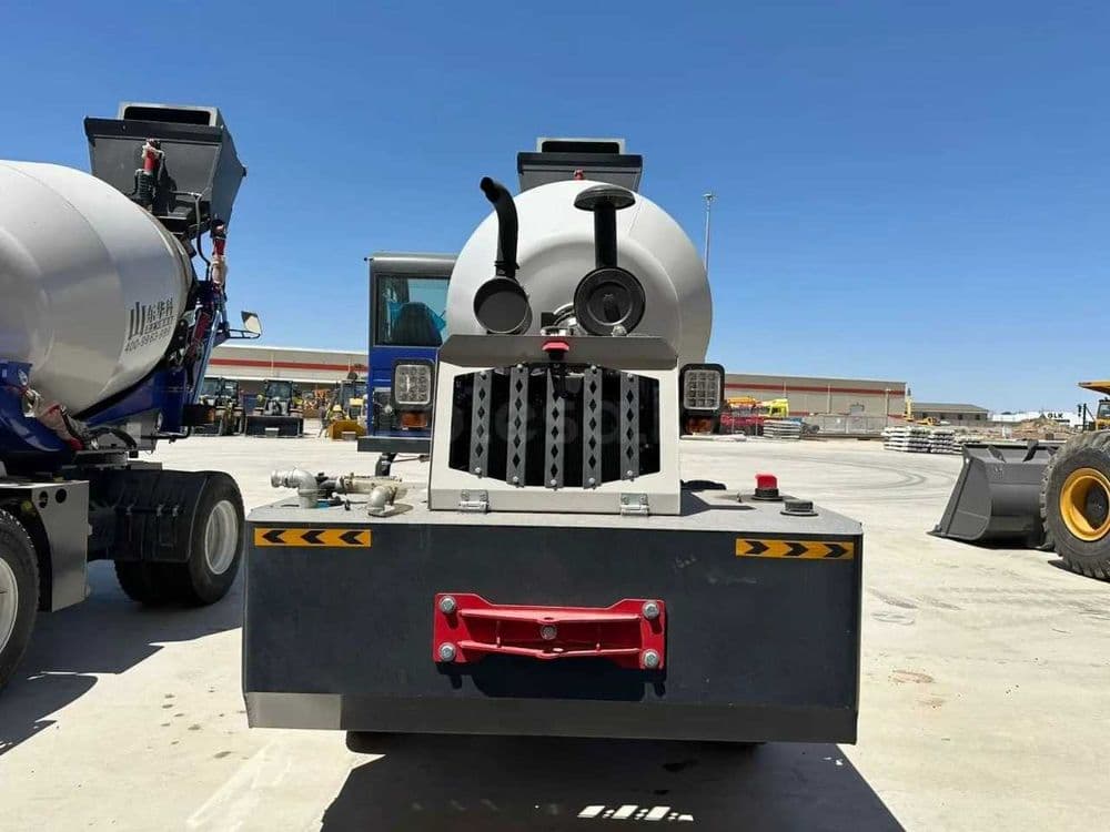 Автобетоносмеситель с самозагрузкой Carmix HK-5500  кармих 5,5 — 2