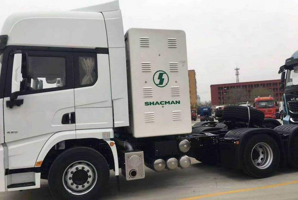 Продаётся седельный тягач SX42584V404TX5000+CIP Tashkent — 2