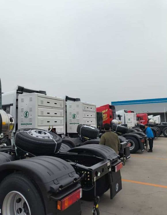 Продаётся седельный тягач SX42584V404TX5000+CIP Tashkent — 3