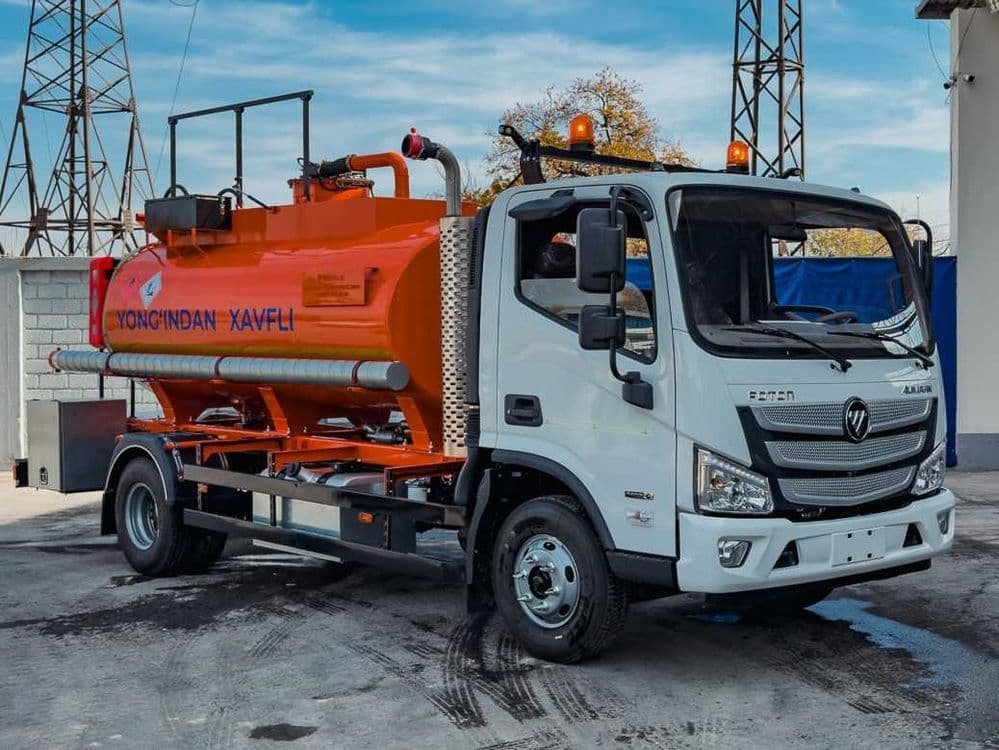Автотопливозаправщик / Бензовоз / АТЗ 5м³ на базе FOTON  AUMARK S