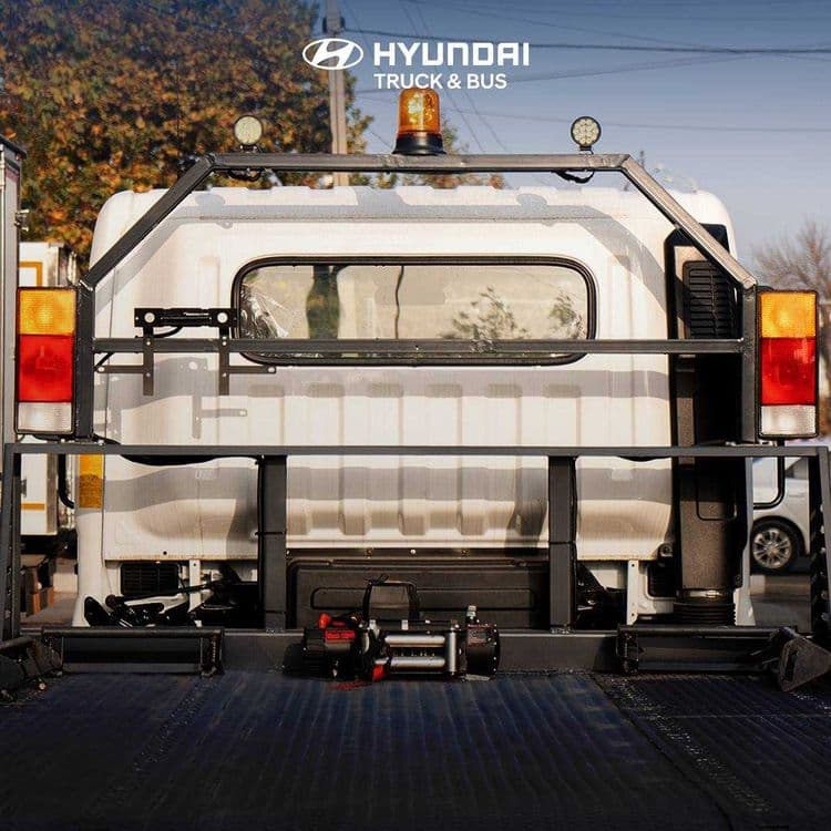 Эвакуатор с лебедкой и трапами платформой HYUNDAI EX8 — 2