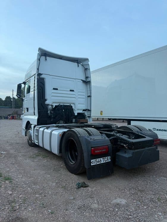 MAN TGX standard — 3