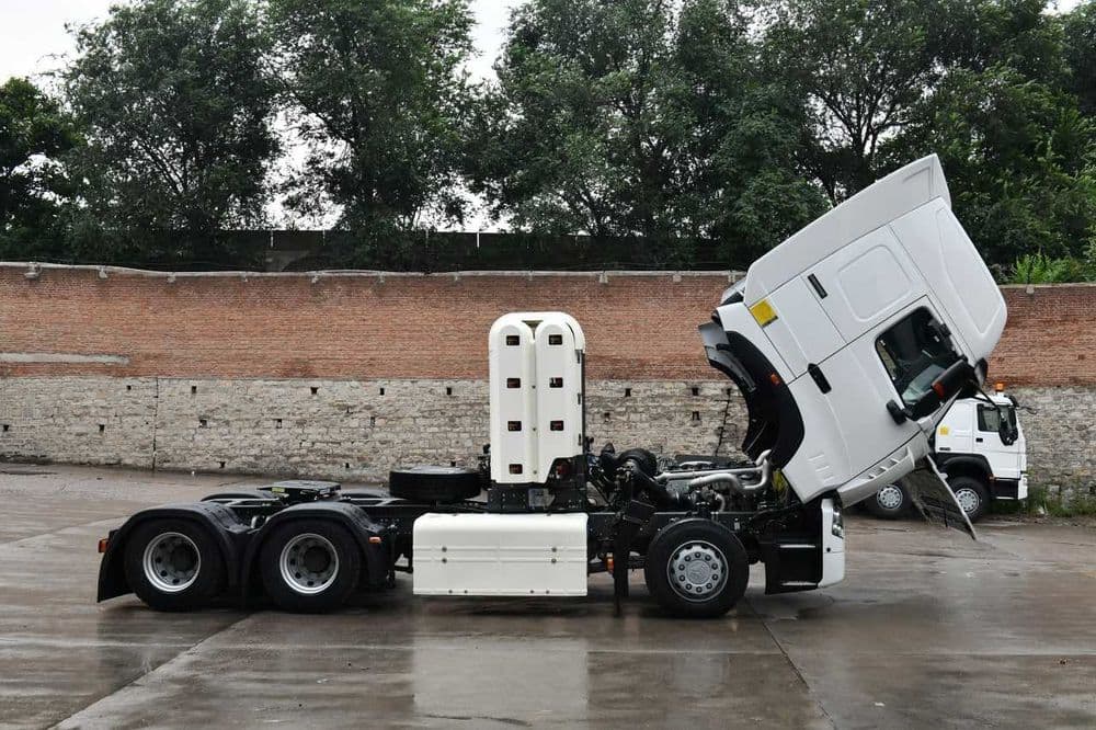 Седельный тягач SINOTRUK HOWO T7H — 4
