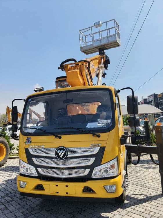 Foton 30.5 metrli avtovishka — 4