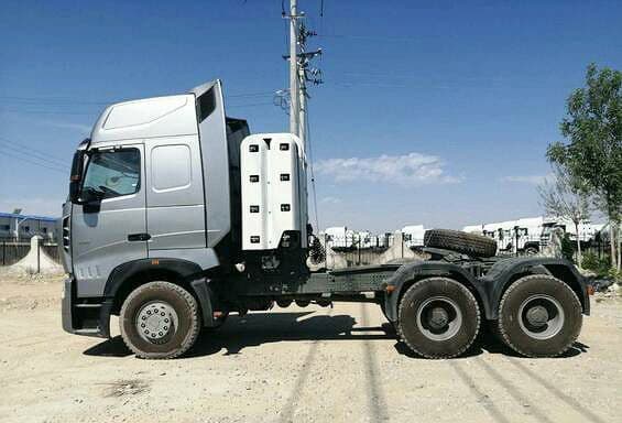 HOWO A7-G  CNG Тягач 6×4 — 2