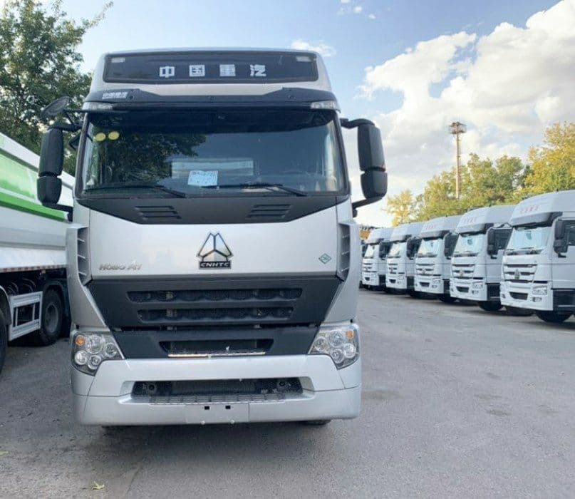 HOWO A7-G  CNG Тягач 6×4 — 3