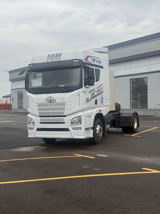 Сотувда мавжуд! Седельный тягач FAW JH6 CNG 4x2 — 2