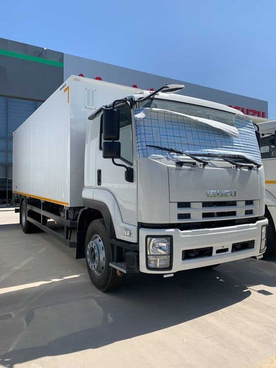ISUZU FVR 34Q Furgon 43m³ — 1