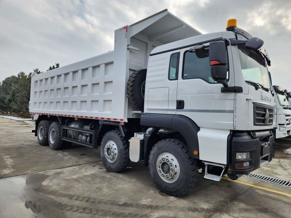 Самосвал Howo-TX 8x4 - 40 т / 28 куб.м (карьер учун) — 2