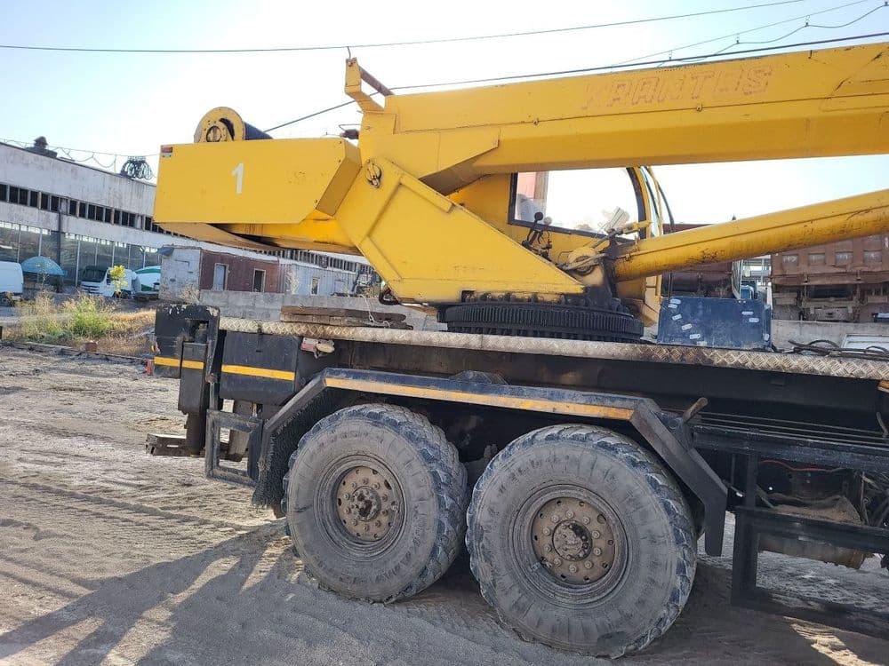Сотилади камаз автокран 32т — 2
