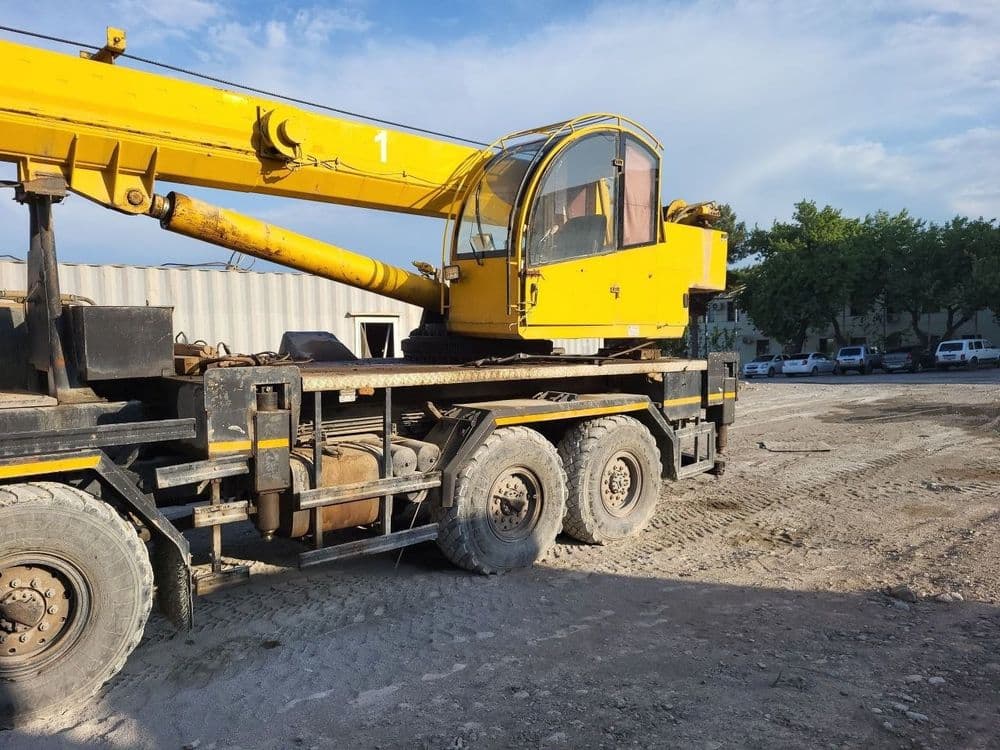 Сотилади камаз автокран 32т — 4