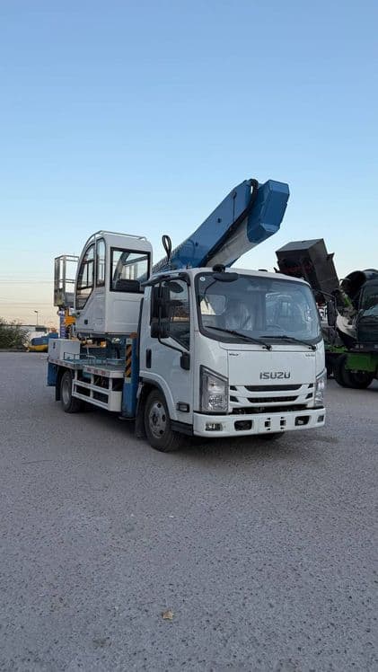 ISUZU Avtovishka Автовишка  33- metrlik — 1