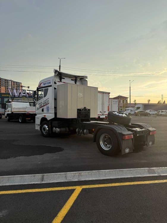 Тягач FAW JH6 (cng) — 5