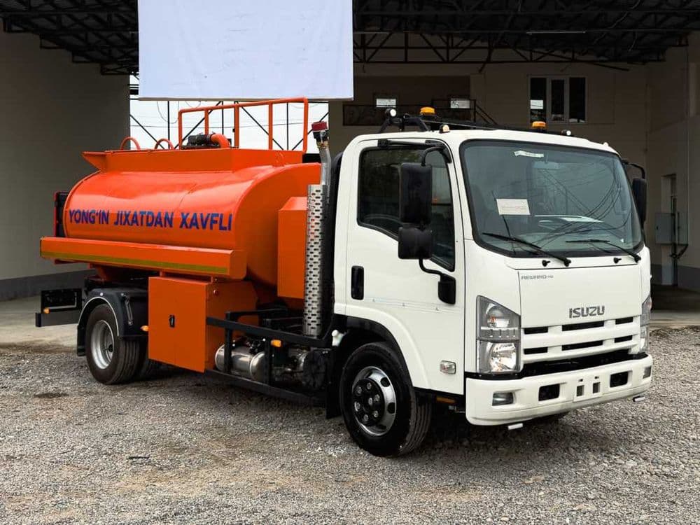 Автотопливозаправщик / Бензовоз / АТЗ на базе ISUZU NQR90L-K 5 м³