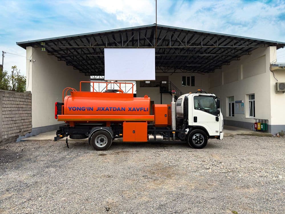 Автотопливозаправщик / Бензовоз / АТЗ на базе ISUZU NQR90L-K 5 м³ — 2