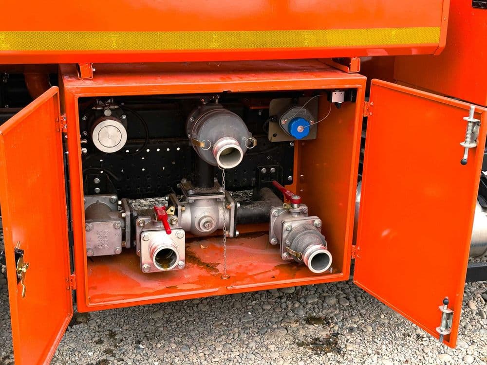 Автотопливозаправщик / Бензовоз / АТЗ на базе ISUZU NQR90L-K 5 м³ — 5