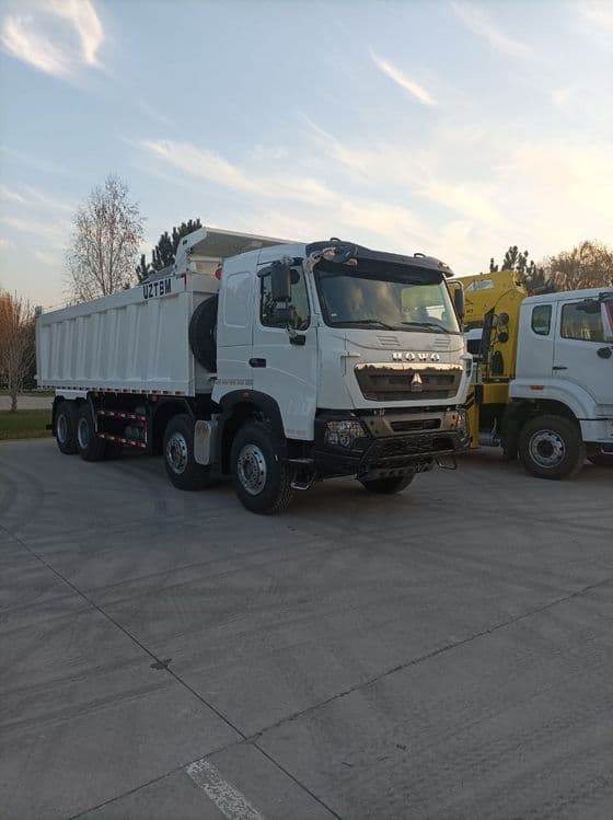 Автосамосвал Howo-T7S 8x4 - 32 т / 26 куб.м Sunhunk — 2