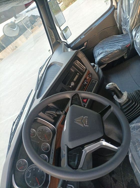 Автосамосвал Howo-T7S 8x4 - 32 т / 26 куб.м Sunhunk — 4