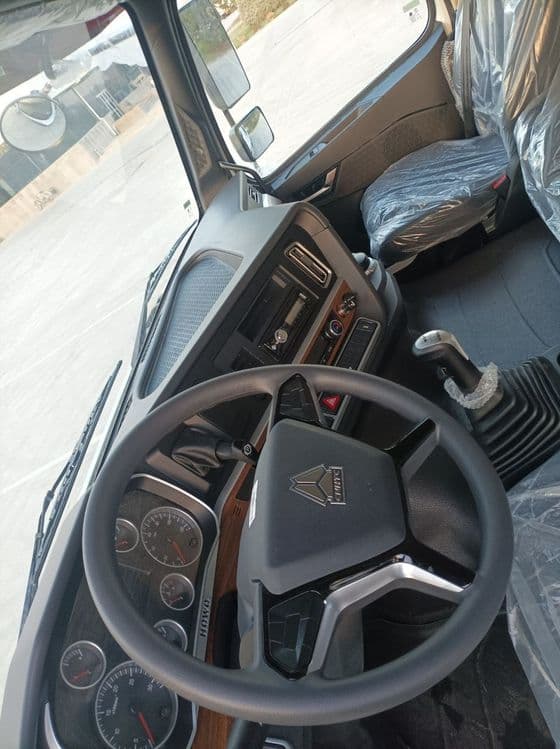 Автосамосвал Howo-T7S 8x4 - 32 т / 26 куб.м Sunhunk — 5