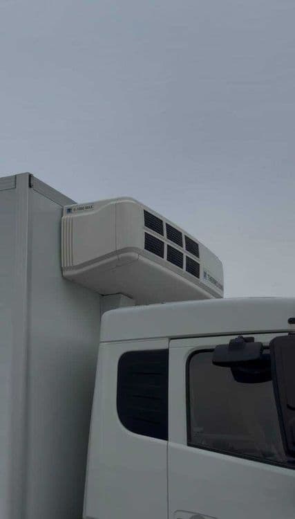 Sinotruk HOWO V5X avtorefrijerator (рефрижератор) — 2