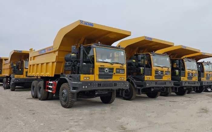 Карьерный самосвал XCMG XG110