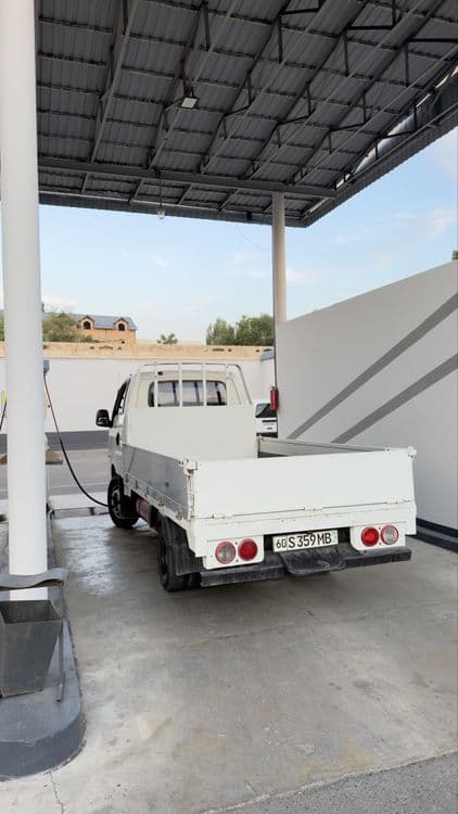 Kia bonga 1tona 200 Starex mator — 4