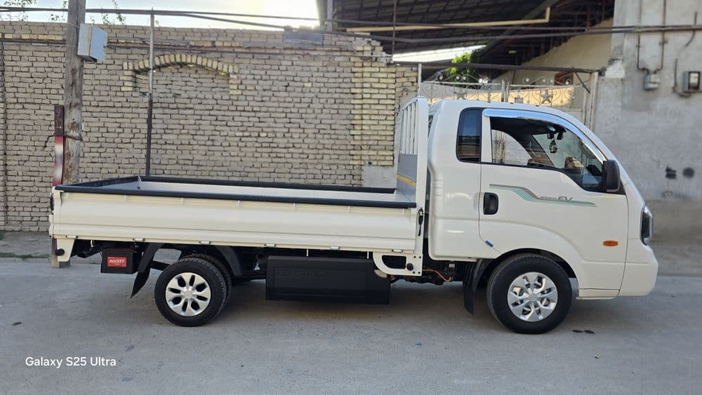 Kia Bongo Ev 2022/06 — 2