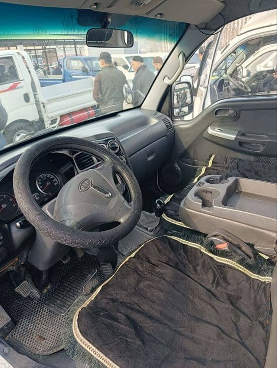 Kia bongo сотилади — 2