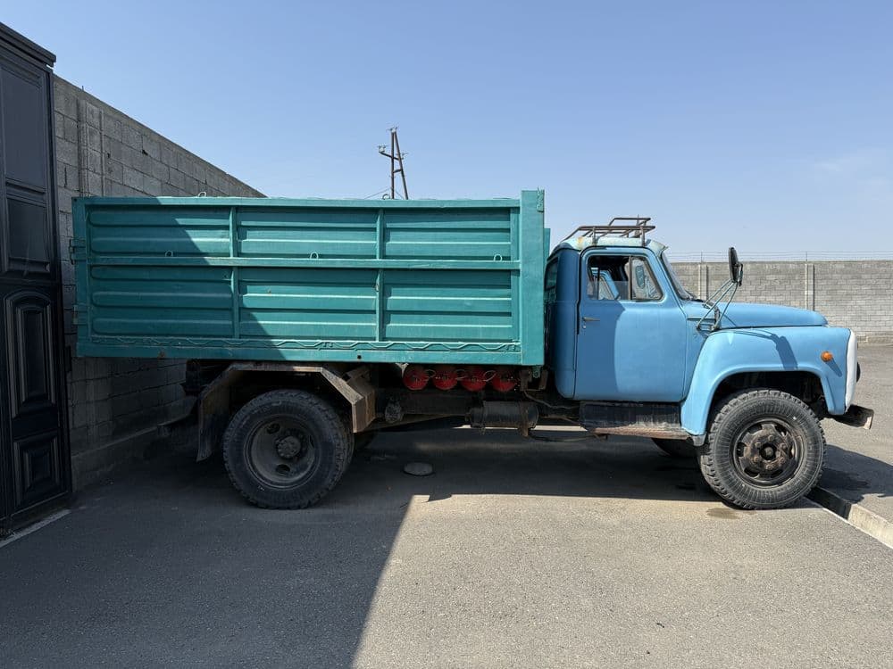 ГАЗ-53 бортли / самосвал, газда, зўр ҳолатда — 2