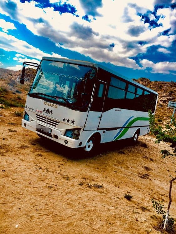 Isuzu avtobus sotiladi — 2