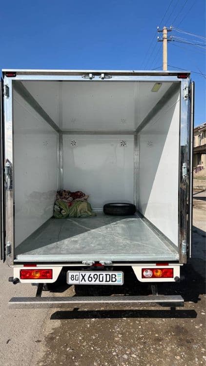 Фатон сотилади янги тентлари килинган гази бор ишга таёр мошина — 4