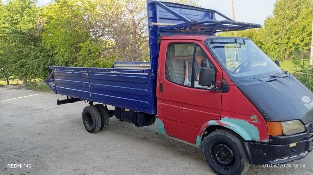 Ford transit sotiladi — 3