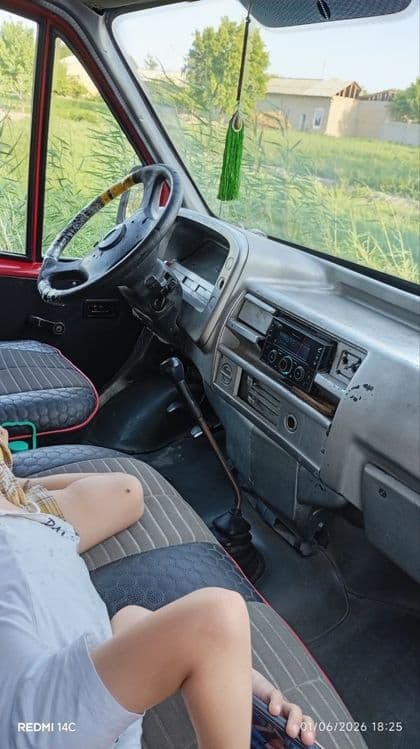 Ford transit sotiladi — 4