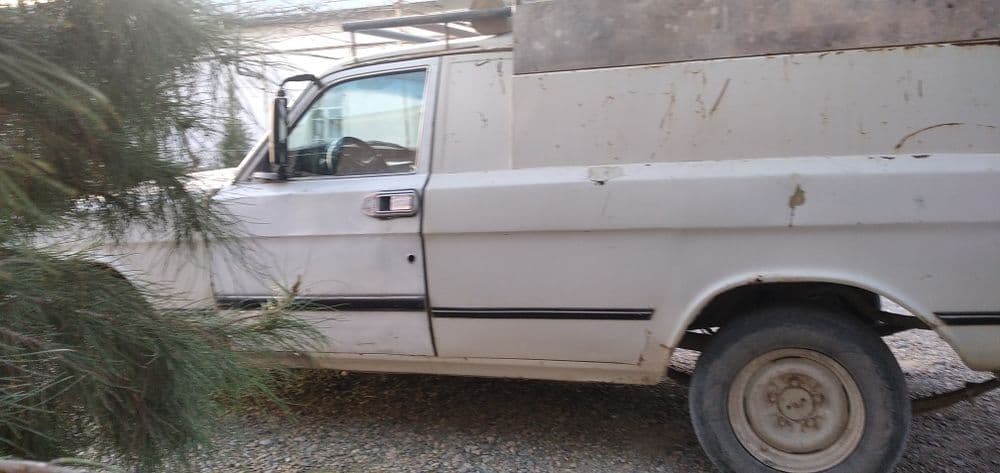 Volga 24 10 Pikap — 5