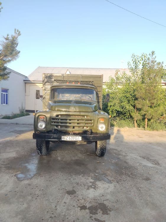 Зил130 бортавой. — 2
