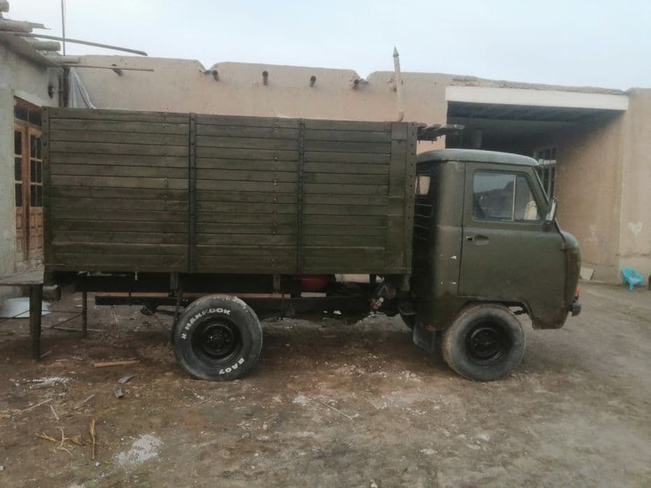 Уаз бортавой 1987 — 2