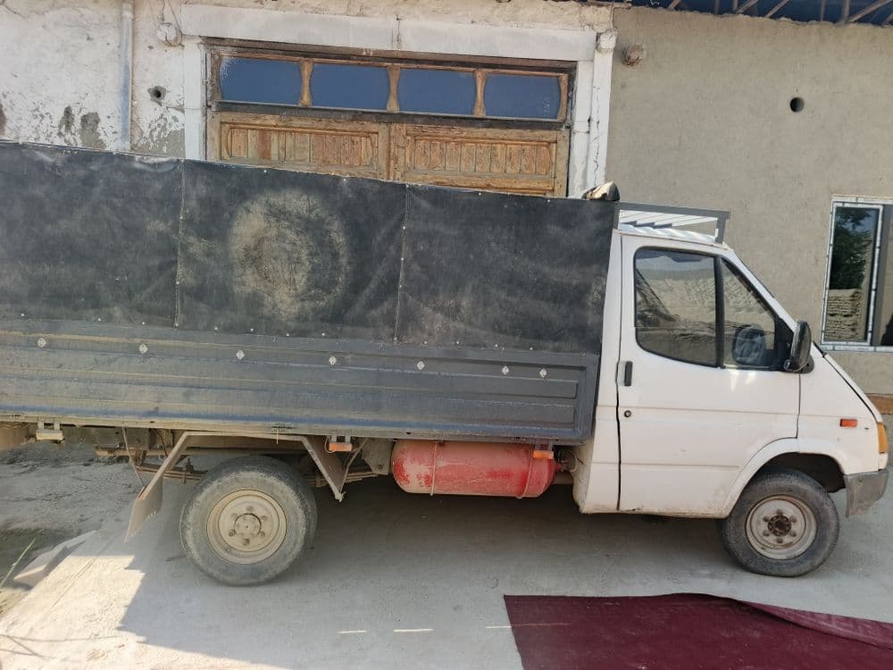 Ford bortli tentli — 3
