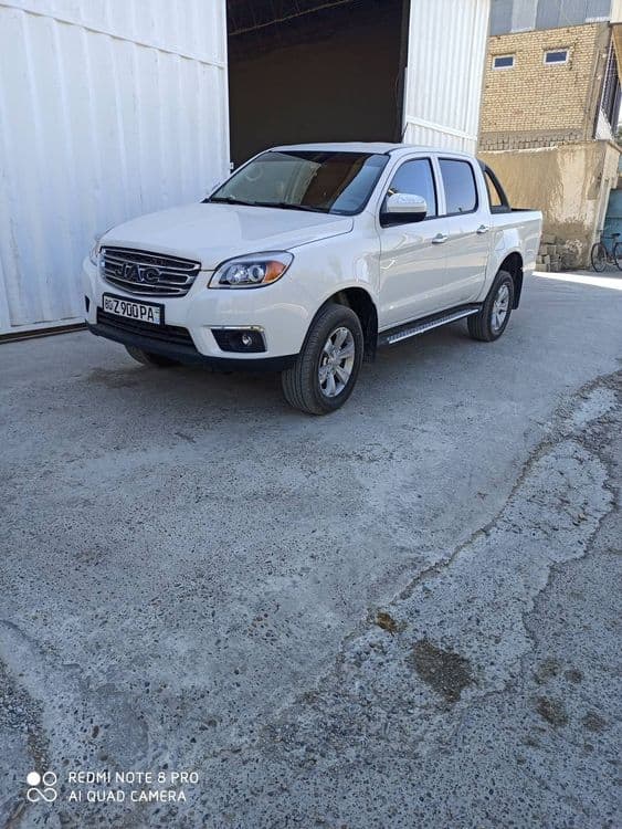 Jac t6 
Yili 2020
Yurgani 103000
Kiraskasi toza
4 yangi balon
Narxi 19 — 1