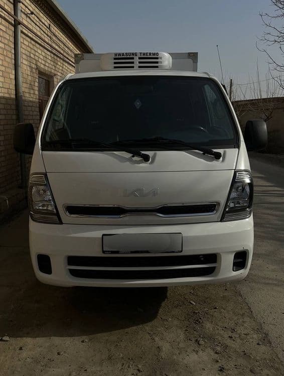 KIA BONGO III DP Z8 refrijator — 2