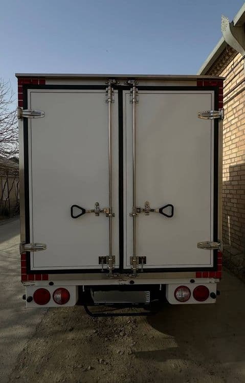 KIA BONGO III DP Z8 refrijator — 3