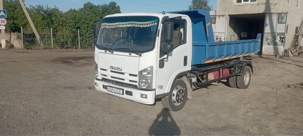 Isuzu avtobusdan taxlangan gruzavoy 2014 — 4