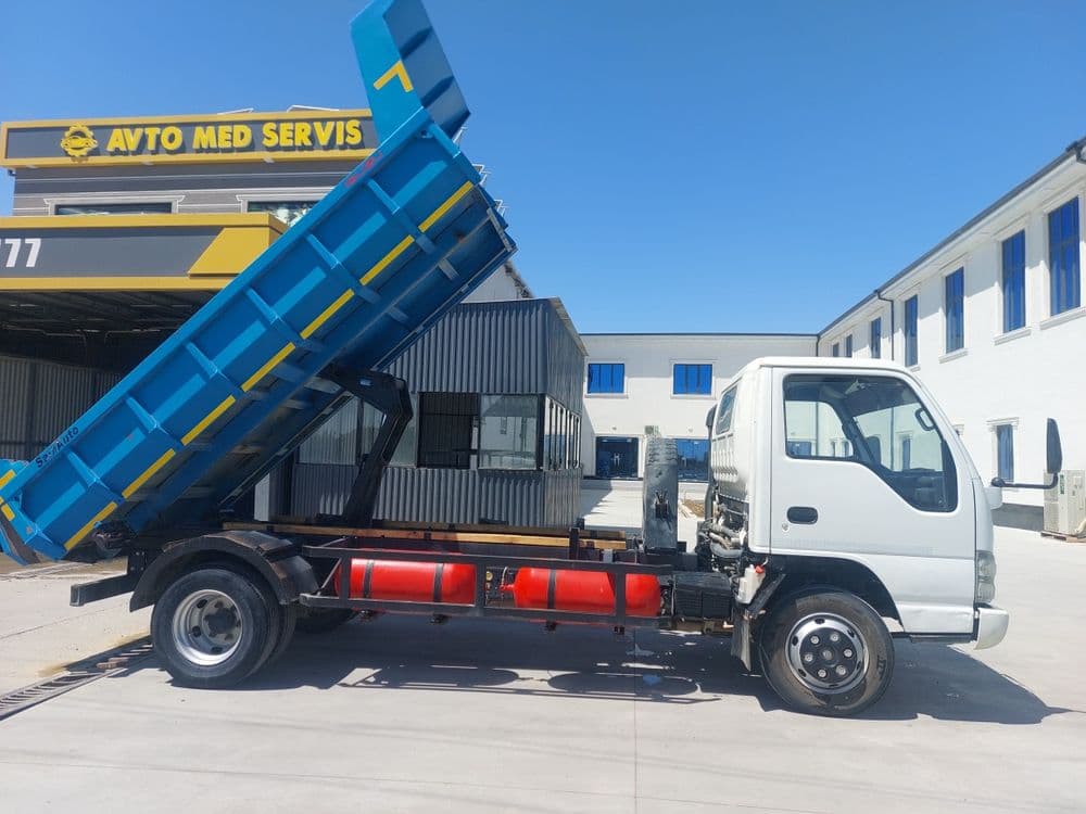 Isuzu samosval sotiladi — 7