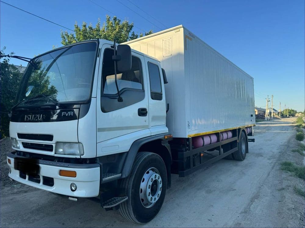 Isuzu 10 tonnalik — 1