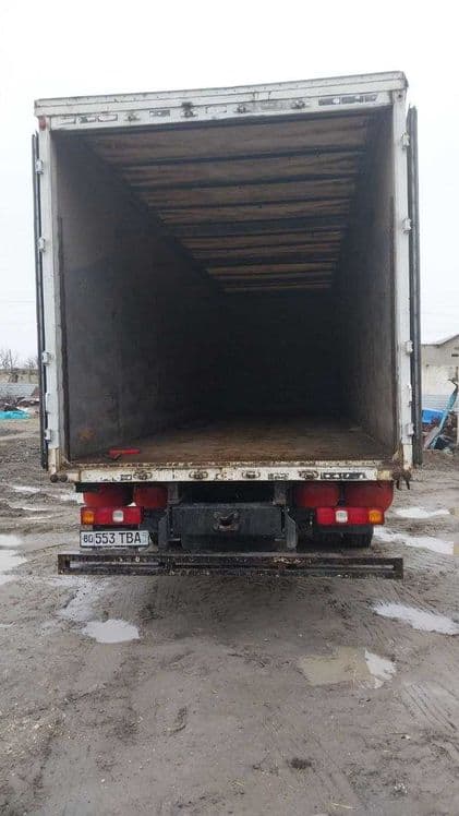 SHACMAN L3000  Furgon — 6